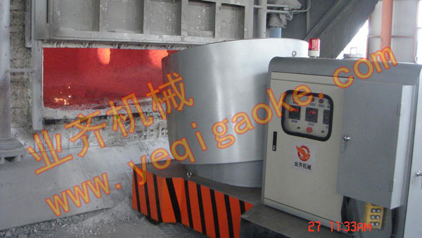 遠(yuǎn)程操控(kòng)鋁熔煉(lian)爐内合(hé)金均質(zhì)+噴粉精(jing)煉淨化(hua)綜合作(zuò)業車